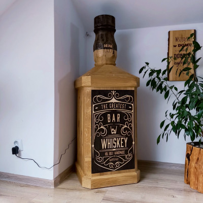 WIELKA BUTELKA WHISKY – BAREK NA ALKOHOL