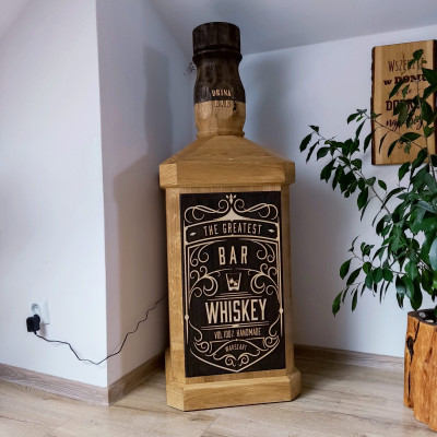 WIELKA BUTELKA WHISKY – BAREK NA ALKOHOL